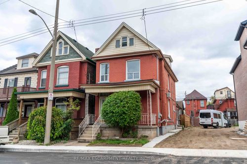 58 St. Matthews Ave, Hamilton, ON, L8L5P3 | Card Image