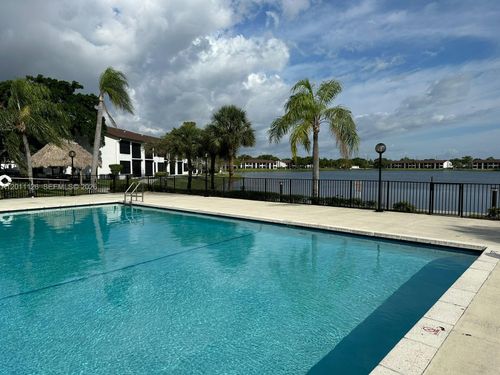 105-210 Lake Pointe Dr, Oakland Park, FL, 33309-3539 | Card Image