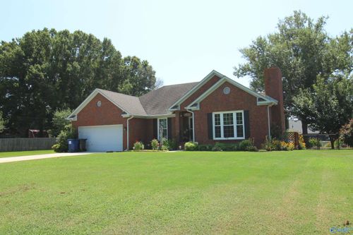 151 Hazelwood Dr, Hazel Green, AL, 35750-8806 | Card Image