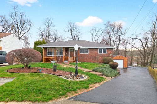 13961 Deveraux Dr, North Huntingdon, PA, 15642-1213 | Card Image