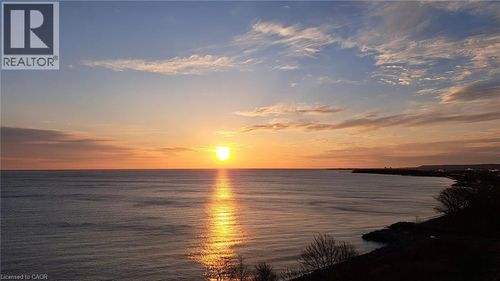 704-301 Frances Ave, Stoney Creek, ON, L8E3W6 | Card Image