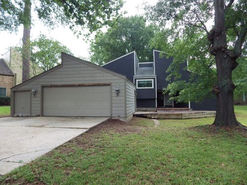 109 Springs Edge Dr, Montgomery, TX, 77356-9049 | Card Image