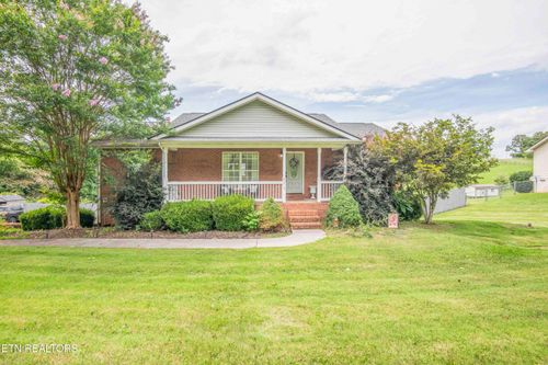 4215 Wildwood Rd, Maryville, TN, 37804-3167 | Card Image