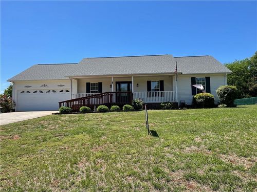 129 Polaris Drive, Mocksville, NC, 27028 | Card Image
