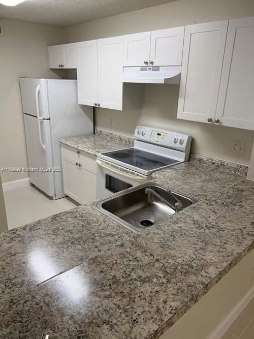 apt-211-10749 Cleary Blvd, Plantation, FL, 33324-7316 | Card Image