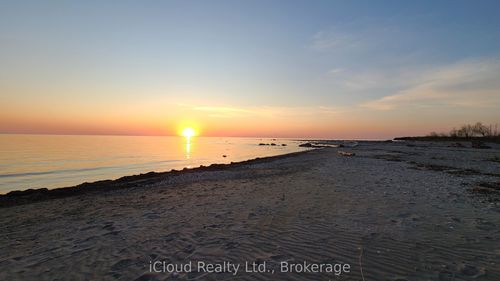 124 Fuller Rd, Gananoque, ON, K7G2V6 | Card Image