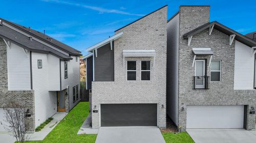 5812 Francis Oak Pl, Houston, TX, 77091-2730 | Card Image