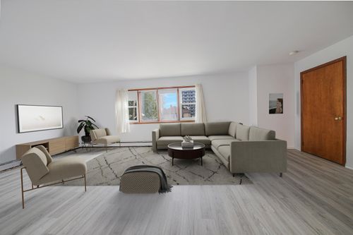 apt-1-180 W 22nd St, Bayonne, NJ, 07002-5567 | Card Image