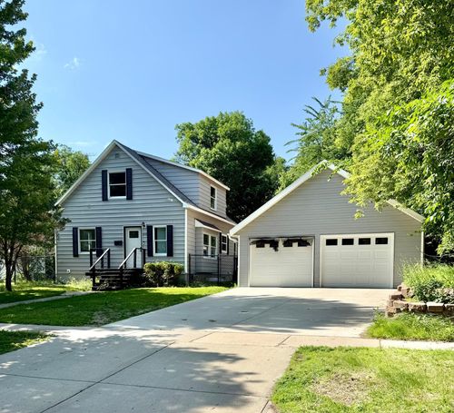 1212 Gorton Ave Nw, Willmar, MN, 56201-2456 | Card Image