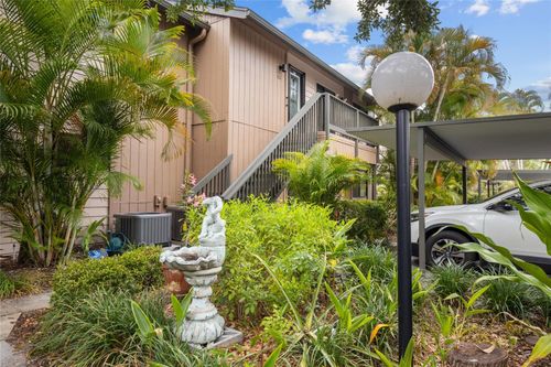 410-1702 Glenhouse Dr, SARASOTA, FL, 34231-1747 | Card Image