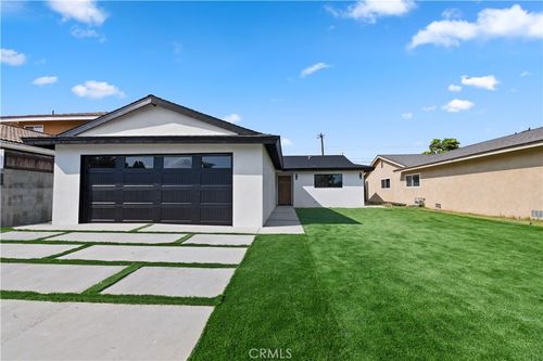 1623 E 215th Pl, Carson, CA, 90745-1810 | Card Image