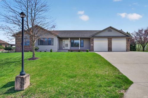 400 Village Drive, Albion, IN, 46701 | Card Image