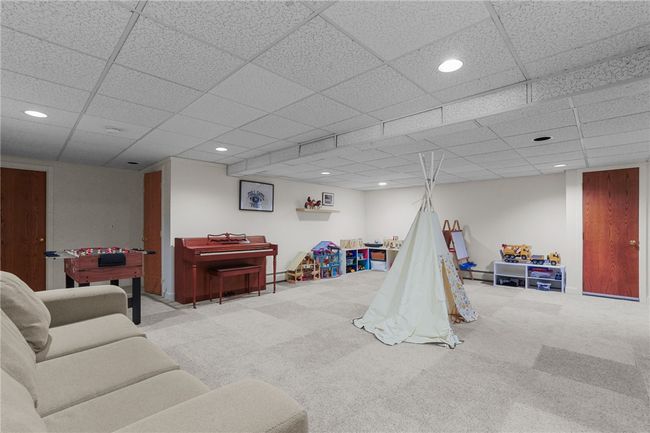 1 Overlook Dr, House other with 4 bedrooms, 3 bathrooms and 6 parking in Bristol RI | Image 24
