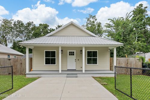 2867 N 8th St, St Augustine, FL, 32084-1863 | Card Image