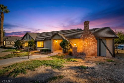 3923 Landsdown Pl, Las Vegas, NV, 89121-4837 | Card Image