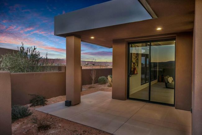 Outdoor Patio | Image 23