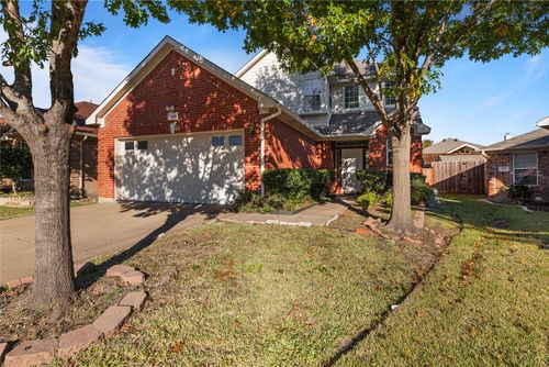 809 Slaughter Ln, Euless, TX, 76040-8954 | Card Image