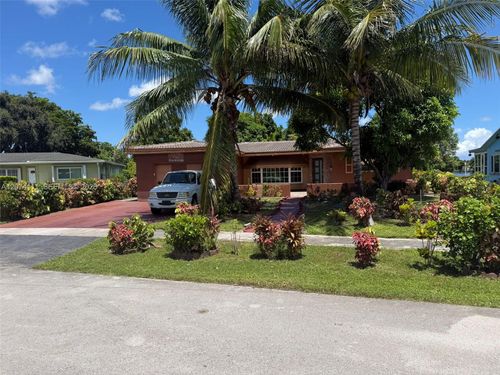 3970 Nw 50th Ave, Lauderdale Lakes, FL, 33319-6540 | Card Image