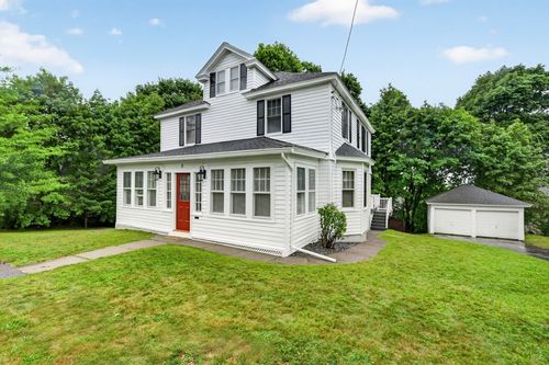 8 Darling St, Worcester, MA, 01605-1457 | Card Image