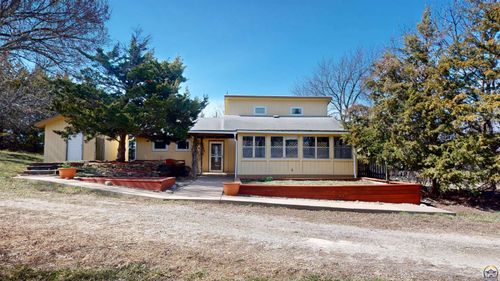 11973 Sw 77th St, Auburn, KS, 66402-9756 | Card Image