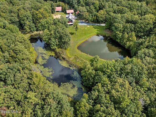 200 Wicked Hollow Way, Hampton, NY, 12837-1713 | Card Image