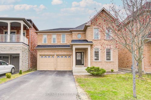 11 Amstel Ave, Richmond Hill, ON, L4E0P7 | Card Image