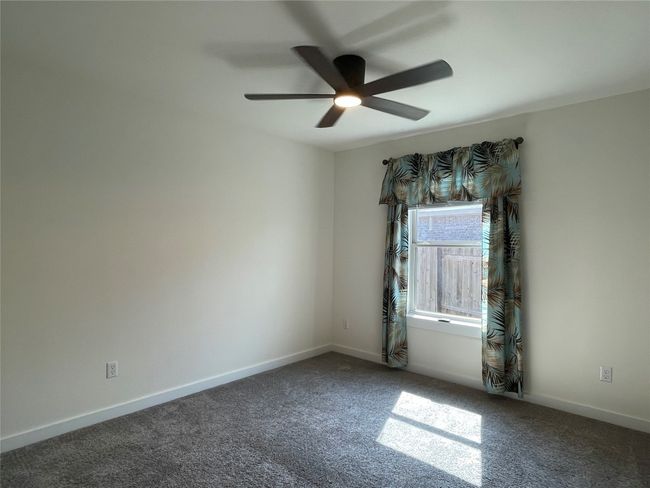 11920 Emerald Springs Ln, House other with 3 bedrooms, 2 bathrooms and 2 parking in Manor TX | Image 11