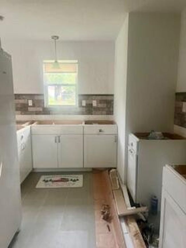 Kitchen | Image 5