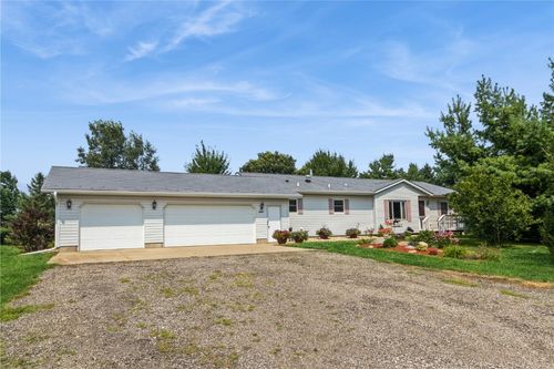 3522 Lori Sue Ln, Toddville, IA, 52341-9645 | Card Image