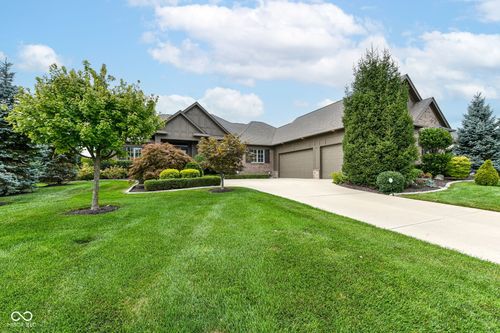 9914 S Towne Ln, Carmel, IN, 46032-7171 | Card Image