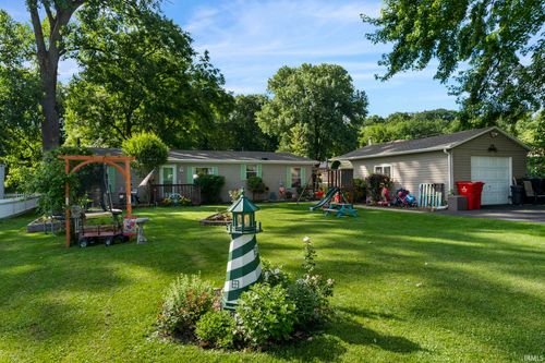 11142 N Quiet Water Rd, Monticello, IN, 47960-8140 | Card Image