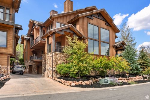 unit-201-4189 Willow Draw Dr, Park City, UT, 84098-6772 | Card Image