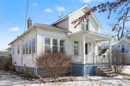 814 Mackinaw St, Saginaw, MI, 48602-2122 | Card Image