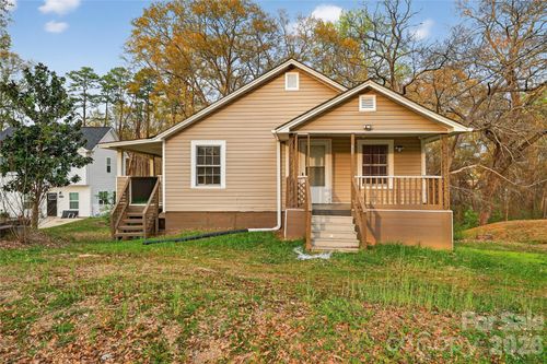 1028 East Dr, Gastonia, NC, 28052-5214 | Card Image