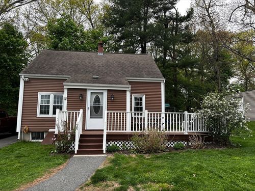 20 Cooks Ln, Bellingham, MA, 02019-2203 | Card Image