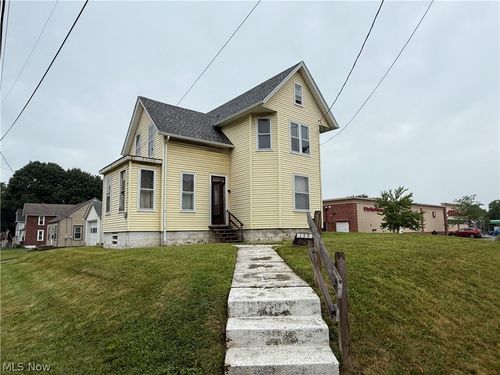 139 Harrison Ave Sw, Canton, OH, 44706-1168 | Card Image