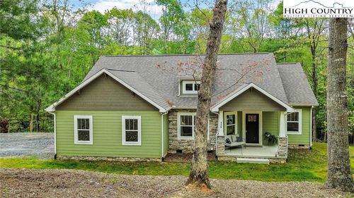 116 Huntsman Ct, Laurel Springs, NC, 28644-8937 | Card Image