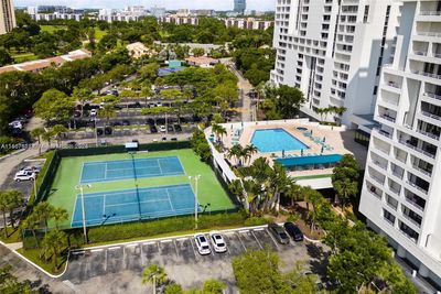 1714 - 20225 Ne 34th Ct, Condo with 2 bedrooms, 2 bathrooms and null parking in Aventura FL | Image 1