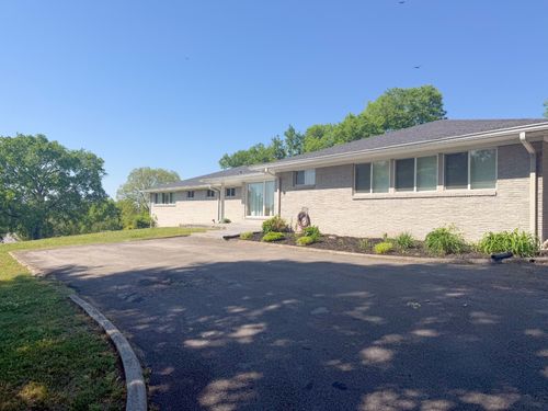 133 Sunset Dr, Pulaski, TN, 38478-3658 | Card Image