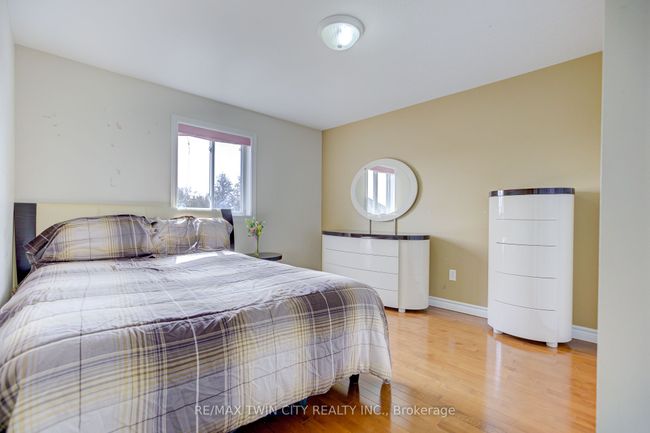 106 Country Clair St, House other with 3 bedrooms, 4 bathrooms and 2 parking in Kitchener ON | Image 20