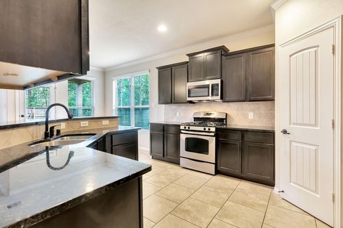 42 Sawbridge Ct, The Woodlands, TX, 77389-5137 | Card Image