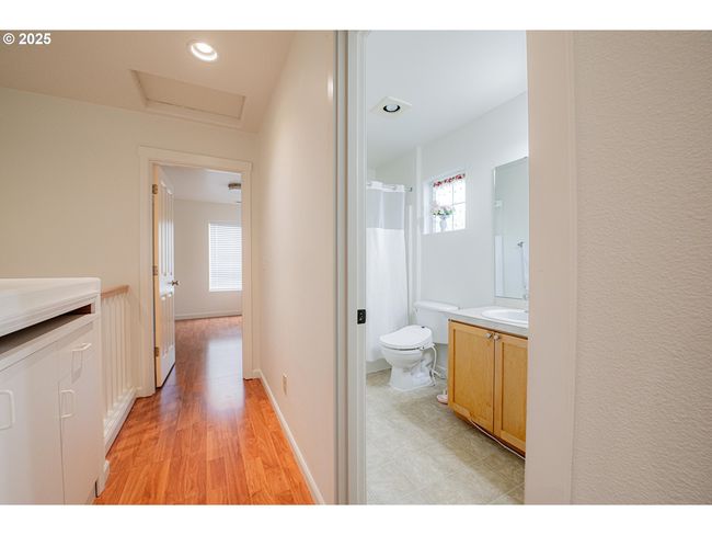 14868 Sw Citrine Loop, House other with 3 bedrooms, 3 bathrooms and 2 parking in Beaverton OR | Image 13