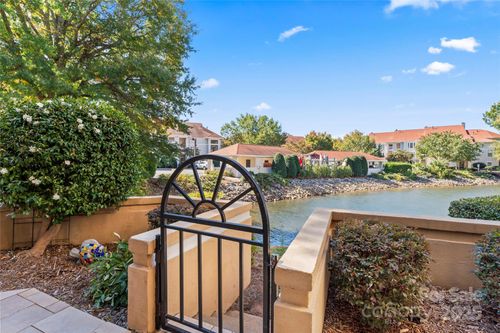 apt-m-18009 Kings Point Dr, Cornelius, NC, 28031-0030 | Card Image