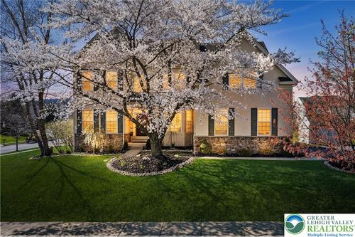 6578 Arbordeau Ln, MACUNGIE, PA, 18062-8796 | Card Image