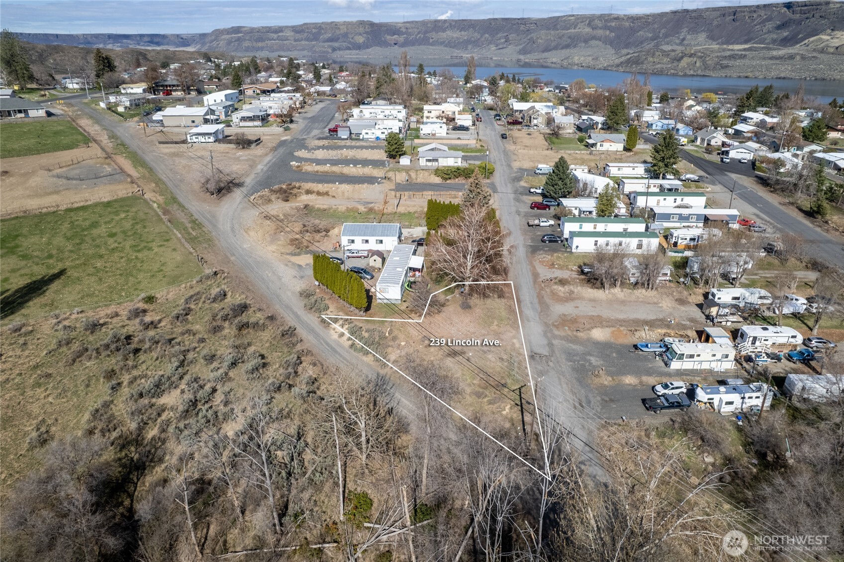 Land in Electric City