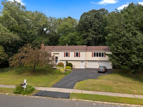 40 Abbey Ct, Cheshire, CT, 06410-1536 | Card Image