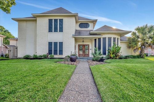 1627 Lake Bluff Dr, El Lago, TX, 77586-5807 | Card Image