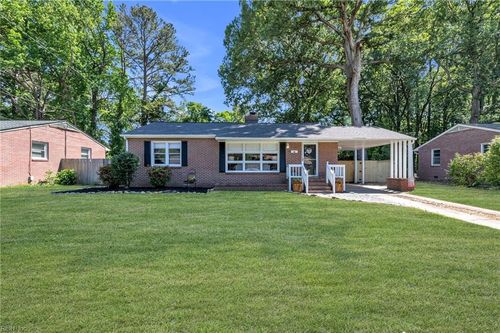 116 Henry Clay Rd, Newport News, VA, 23601-3108 | Card Image