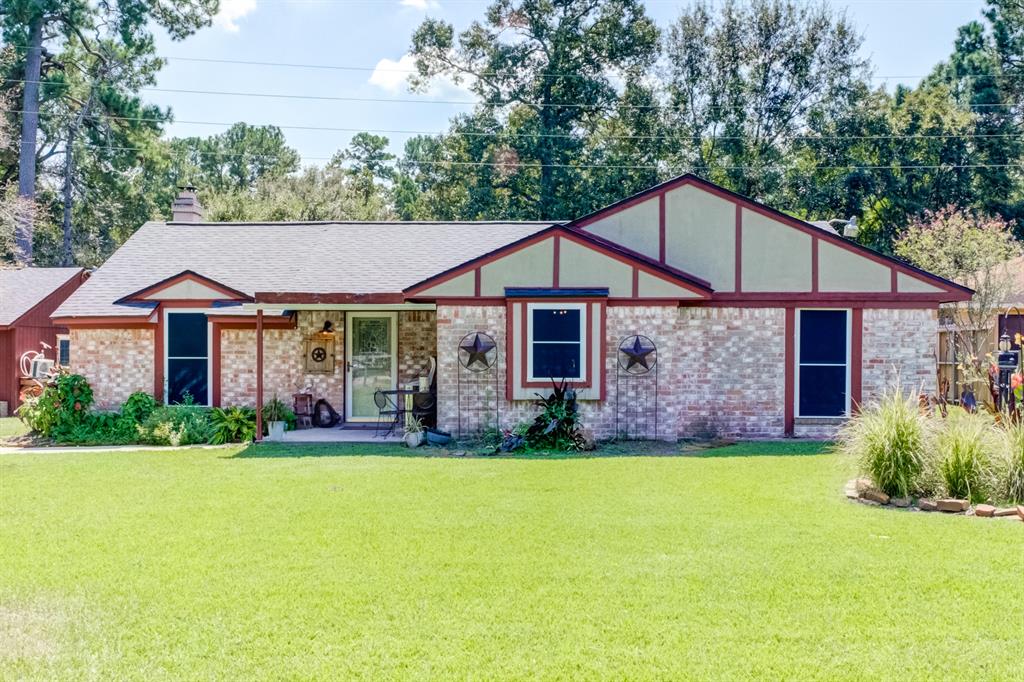 Walnut Springs Ln, Magnolia, TX 77355