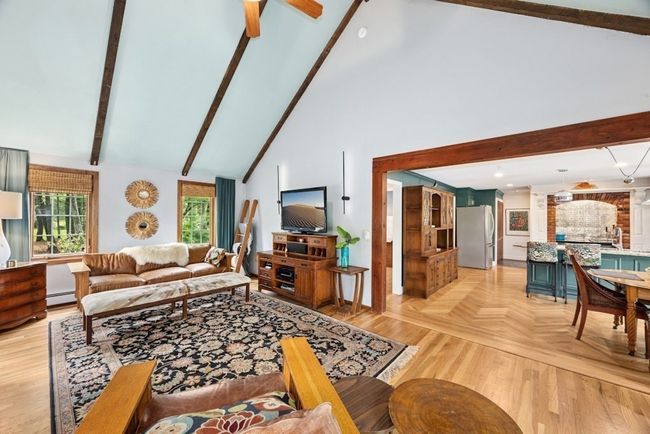 69 Oak Ave, House other with 4 bedrooms, 3 bathrooms and 4 parking in Northborough MA | Image 15